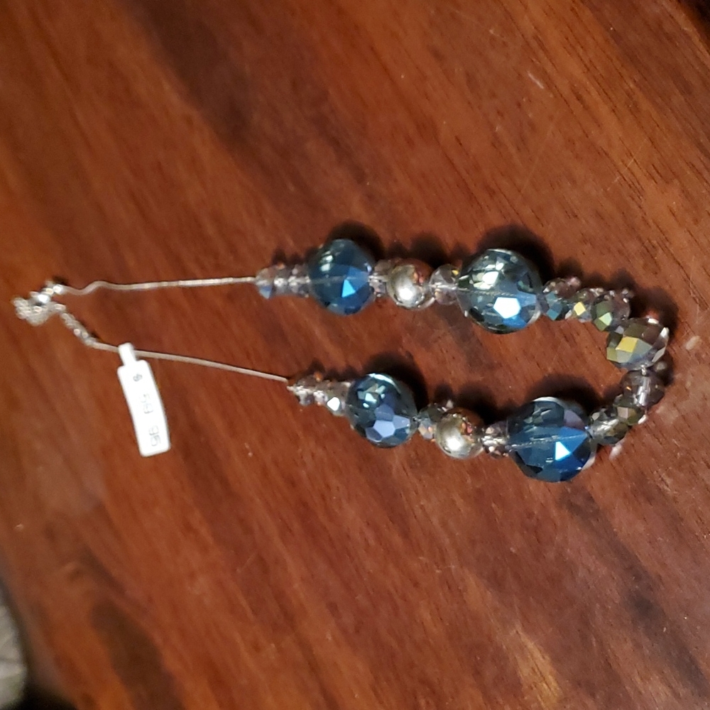 Cool blues & silver necklace by ballet